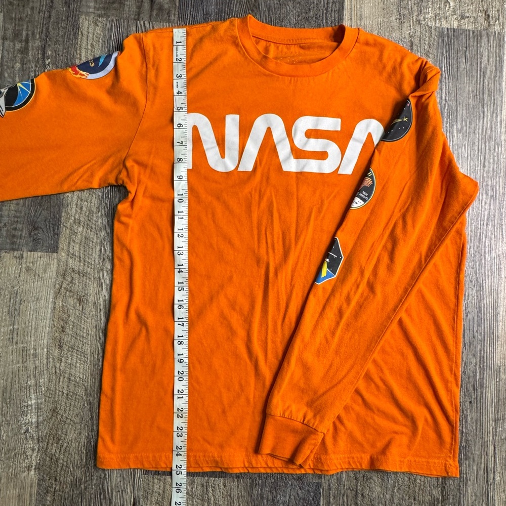 Men’s Large NASA Orange x White Long Sleeve Tee W/ Arm Patches Good Condition